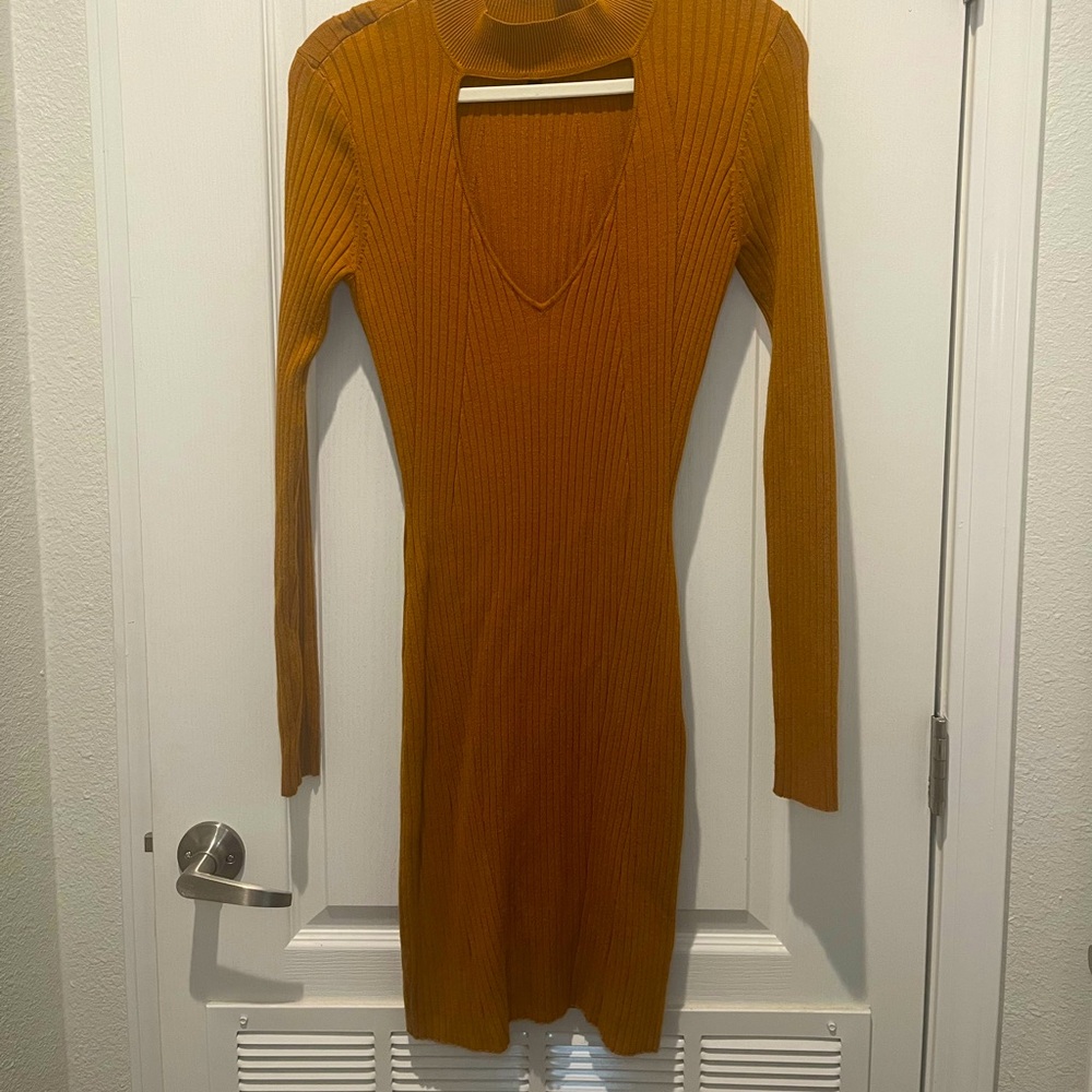 Kendall and Kyle mustard knit long sleeve mini dress size M